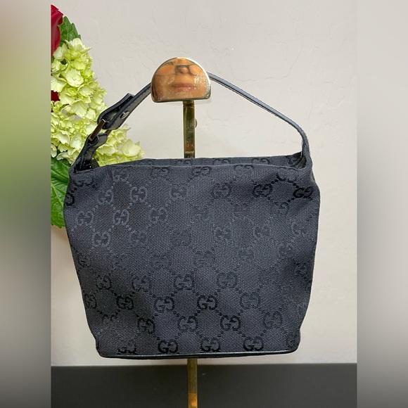 Gucci GG Monogram Canvas Pouch in Brand New Condition - Picture 4 of 13